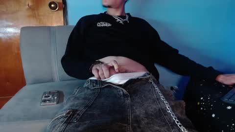 klevher_hot online show from 12-17-24, 08:23