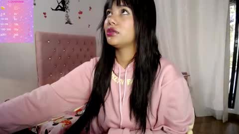 Snapshot of kloy_sech chatting on 12-02-25, 11:48 Valen online show from 12-02-25, 11:48