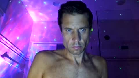 Snapshot of kmack1111 chatting on 01-30-25, 10:50 Kevv  Heidi All Hallows Eve Show online show from 01-30-25, 10:50