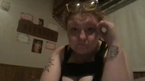 Snapshot of kmarie1196 chatting on 05-28-26, 05:38 kmarie1196 online show from 05-28-26, 05:38