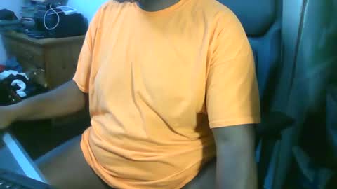 ChubbyBlkKing82 online show from 02-01-25, 03:07