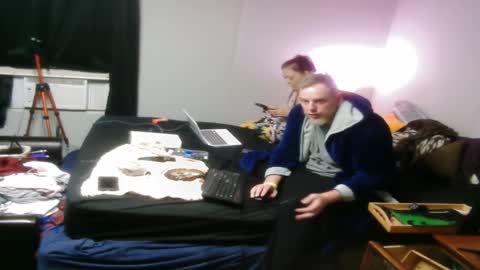 Snapshot of knkycpl6944 chatting on 10-12-25, 07:18 Kevin Fitz online show from 10-12-25, 07:18