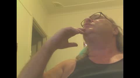 knobout online show from 12-17-24, 10:55