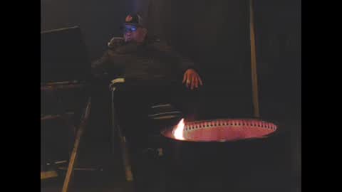 Snapshot of knuta1967 chatting on 10-18-25, 09:59 Noname online show from 10-18-25, 09:59