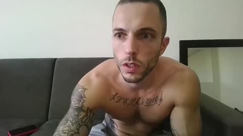 Snapshot of kobegotmeat chatting on 12-13-24, 08:47 KOBE online show from 12-13-24, 08:47
