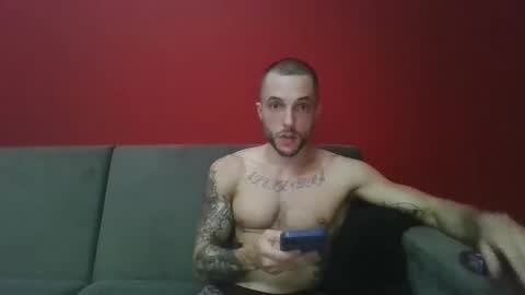 Snapshot of kobegotmeat chatting on 02-11-25, 02:03 KOBE online show from 02-11-25, 02:03