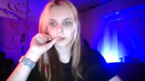 kobra_kaai online show from 11-28-25, 07:05