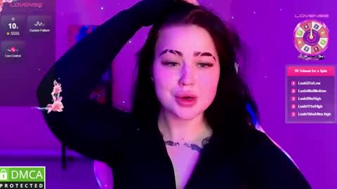 Snapshot of kokokolla chatting on 12-23-24, 10:23 Mia online show from 12-23-24, 10:23