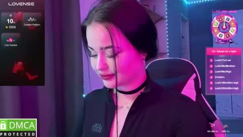 Snapshot of kokokolla chatting on 01-05-25, 10:40 Mia online show from 01-05-25, 10:40