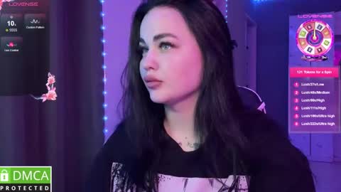 Snapshot of kokokolla chatting on 03-05-25, 11:05 Mia online show from 03-05-25, 11:05