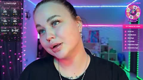 Mia online show from 02-06-26, 05:16