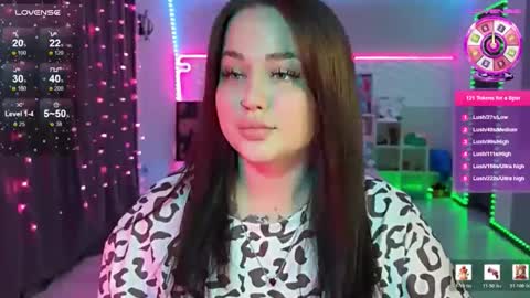 Mia online show from 03-02-26, 06:48