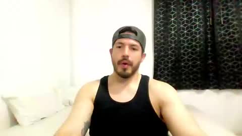 kolombianox online show from 10-30-25, 06:37