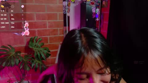 Snapshot of komatsu_ chatting on 03-06-25, 10:26  Komatsu Lilith online show from 03-06-25, 10:26