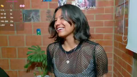 Snapshot of komatsu_ chatting on 03-11-25, 01:48  Komatsu Lilith online show from 03-11-25, 01:48