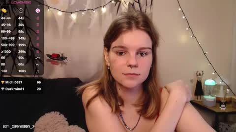 Snapshot of komorebbi chatting on 12-07-24, 10:17 Marta online show from 12-07-24, 10:17