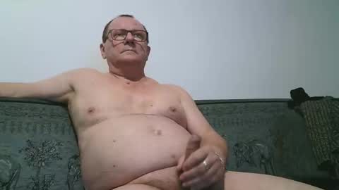 Snapshot of komputer123456789 chatting on 01-07-26, 10:01 Bogdan online show from 01-07-26, 10:01