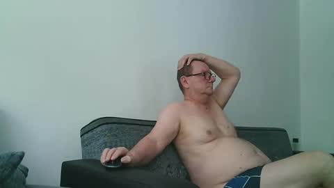 Snapshot of komputer123456789 chatting on 01-10-26, 07:54 Bogdan online show from 01-10-26, 07:54