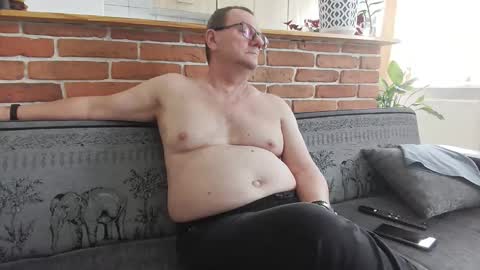 Snapshot of komputer123456789 chatting on 03-13-26, 11:50 Bogdan online show from 03-13-26, 11:50