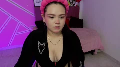 Snapshot of koning_moretti chatting on 05-21-26, 03:13 camila online show from 05-21-26, 03:13