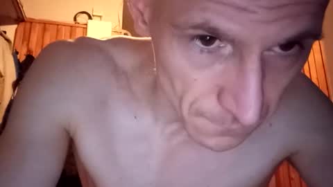 Snapshot of konrado789 chatting on 01-17-26, 01:49 konrado789 online show from 01-17-26, 01:49