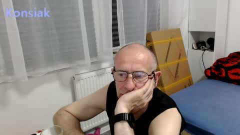 Komsiak online show from 06-05-26, 06:46
