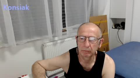 Komsiak online show from 06-11-26, 07:12