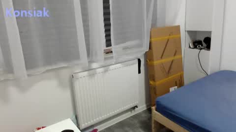 Komsiak online show from 06-13-26, 06:28