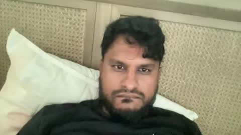 Snapshot of kopal92 chatting on 12-31-24, 03:23 kfun92 online show from 12-31-24, 03:23