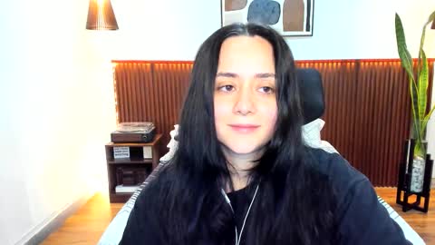 Snapshot of kora_shadow chatting on 12-05-25, 07:43 Kora Shadow online show from 12-05-25, 07:43