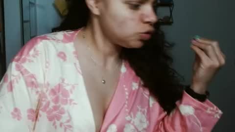 Karoll online show from 10-11-25, 01:16