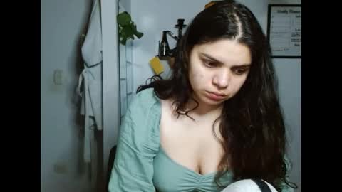 Karoll online show from 10-22-25, 02:12