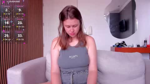 Snapshot of kortney_williams chatting on 11-24-25, 03:34 Twiix online show from 11-24-25, 03:34