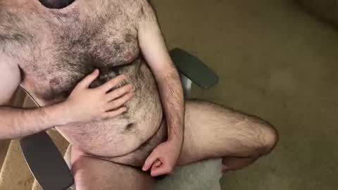 Snapshot of koryoncam chatting on 10-28-25, 02:15 your hairy neighbor online show from 10-28-25, 02:15