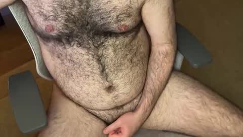 Snapshot of koryoncam chatting on 12-19-25, 05:14 your hairy neighbor online show from 12-19-25, 05:14