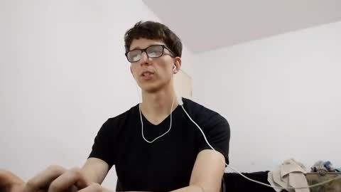 Facu online show from 12-25-24, 04:43