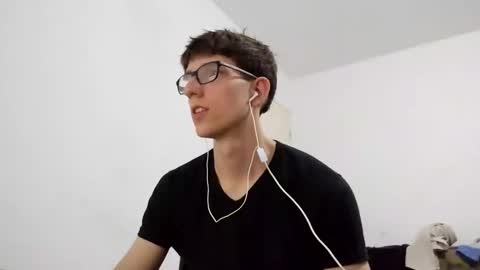 Facu online show from 12-28-24, 08:26