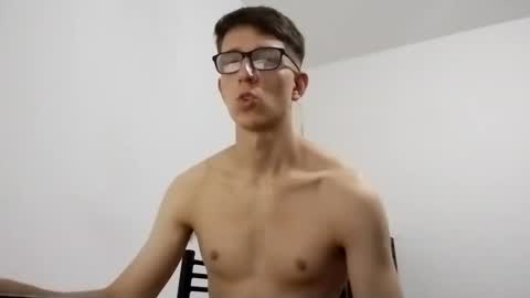 Facu online show from 01-08-25, 02:57