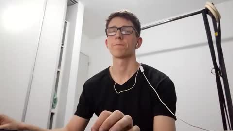 Snapshot of kpo10 chatting on 03-23-26, 07:18 Facu online show from 03-23-26, 07:18