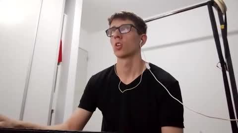 Snapshot of kpo10 chatting on 03-30-26, 03:40 Facu online show from 03-30-26, 03:40