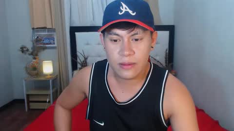 Snapshot of kramerfoxx chatting on 12-12-24, 10:52 Kramer online show from 12-12-24, 10:52