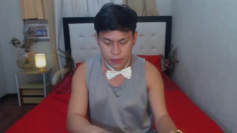 Snapshot of kramerfoxx chatting on 12-13-24, 05:10 Kramer online show from 12-13-24, 05:10