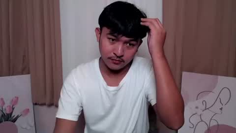 Snapshot of krezikeed chatting on 12-04-25, 07:39 krezikeed online show from 12-04-25, 07:39