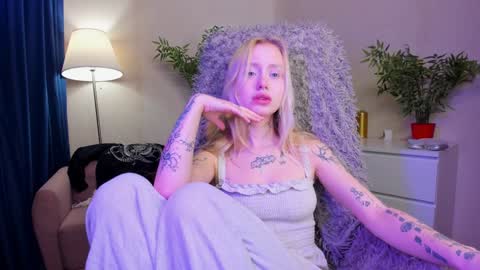 Snapshot of kris_grant chatting on 01-25-25, 10:29 kris_grant online show from 01-25-25, 10:29