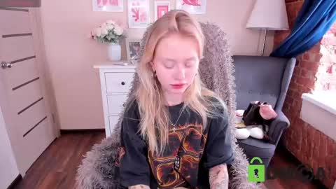 Snapshot of kris_grant chatting on 02-20-25, 10:16 kris_grant online show from 02-20-25, 10:16