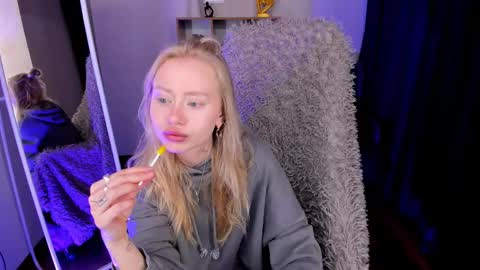 Snapshot of kris_grant chatting on 03-05-25, 10:44 kris_grant online show from 03-05-25, 10:44