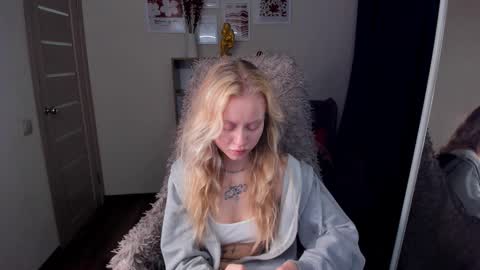 Snapshot of kris_grant chatting on 11-29-25, 10:40 kris_grant online show from 11-29-25, 10:40