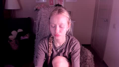 Snapshot of kris_grant chatting on 02-10-26, 10:41 kris_grant online show from 02-10-26, 10:41