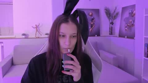 Snapshot of krisdoeil chatting on 01-09-26, 02:14 krisdoeil online show from 01-09-26, 02:14