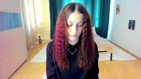 Snapshot of krisdoeill chatting on 04-20-26, 02:36 krisdoeill online show from 04-20-26, 02:36